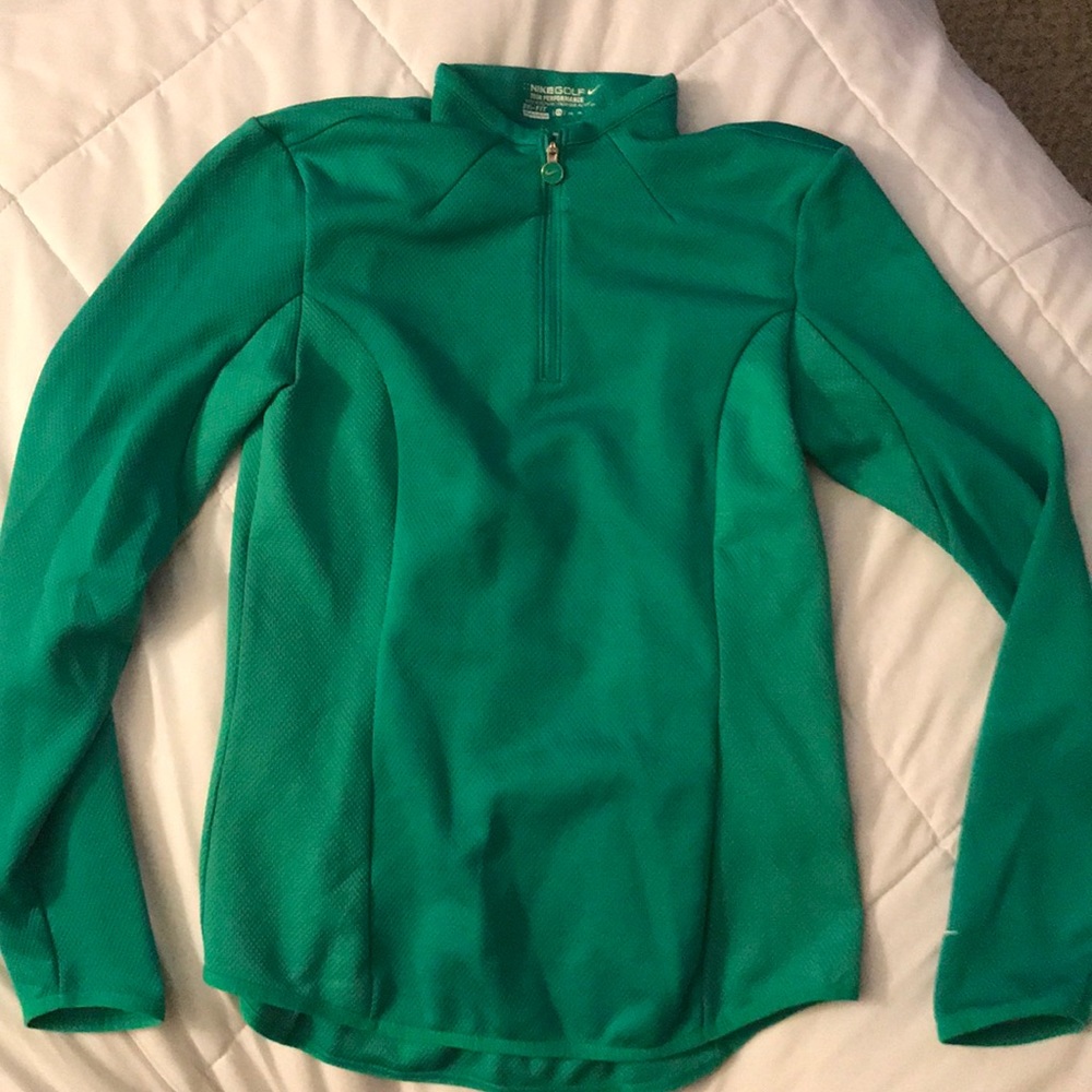 Women’s Nike long sleeve quarter-zip